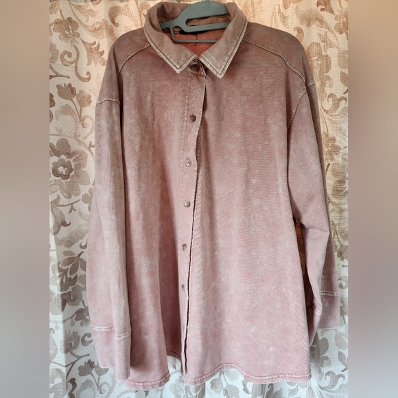 2x button up shirt/light shaket - Picture 1 of 4